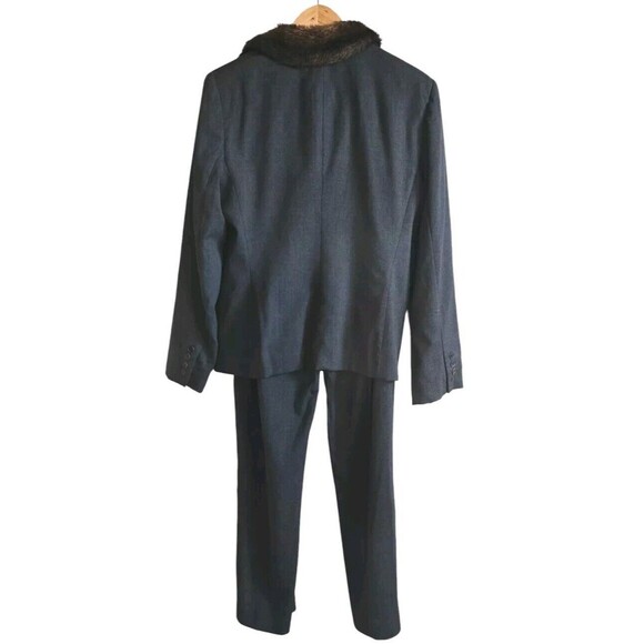 Ralph Lauren Pant Jacket Suit Women 10 Gray Faux Fur Collar Worsted Wool Vintage - Picture 5 of 10